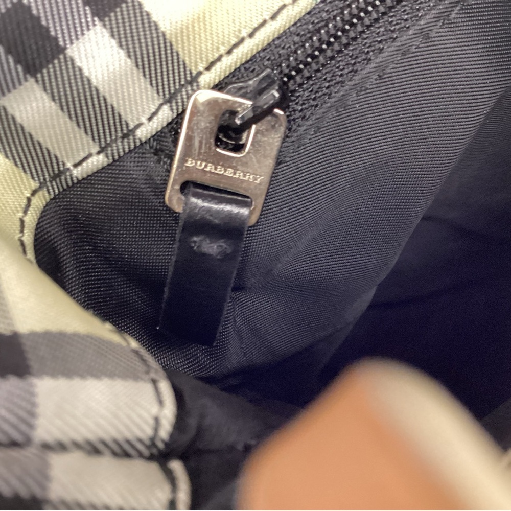 Burberry nova check mini tote in excellent condition - Picture 4 of 6